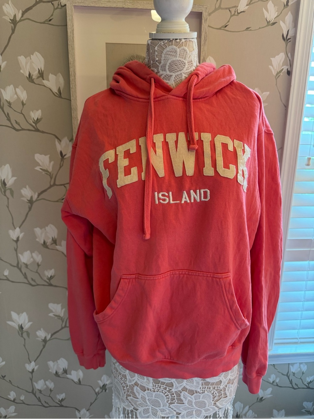 Blue 84 Coral Fenwick Island Pullover Hoodie